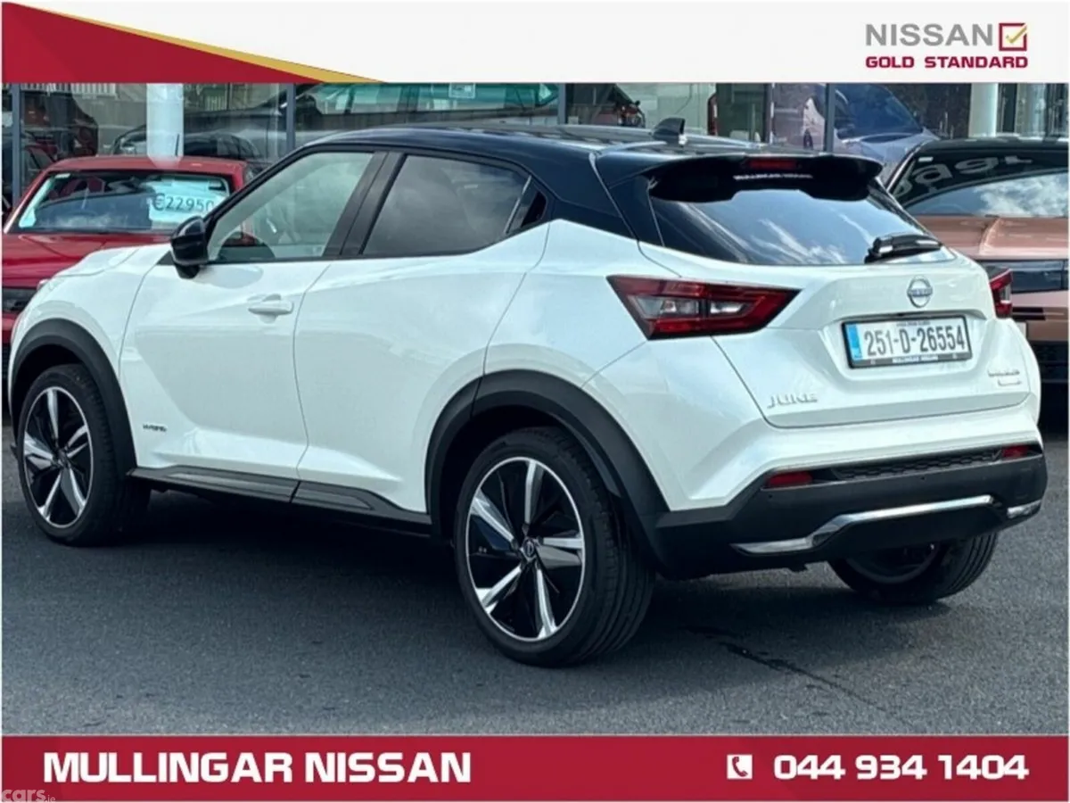 Nissan Juke SUV, Petrol Hybrid, 2025, White