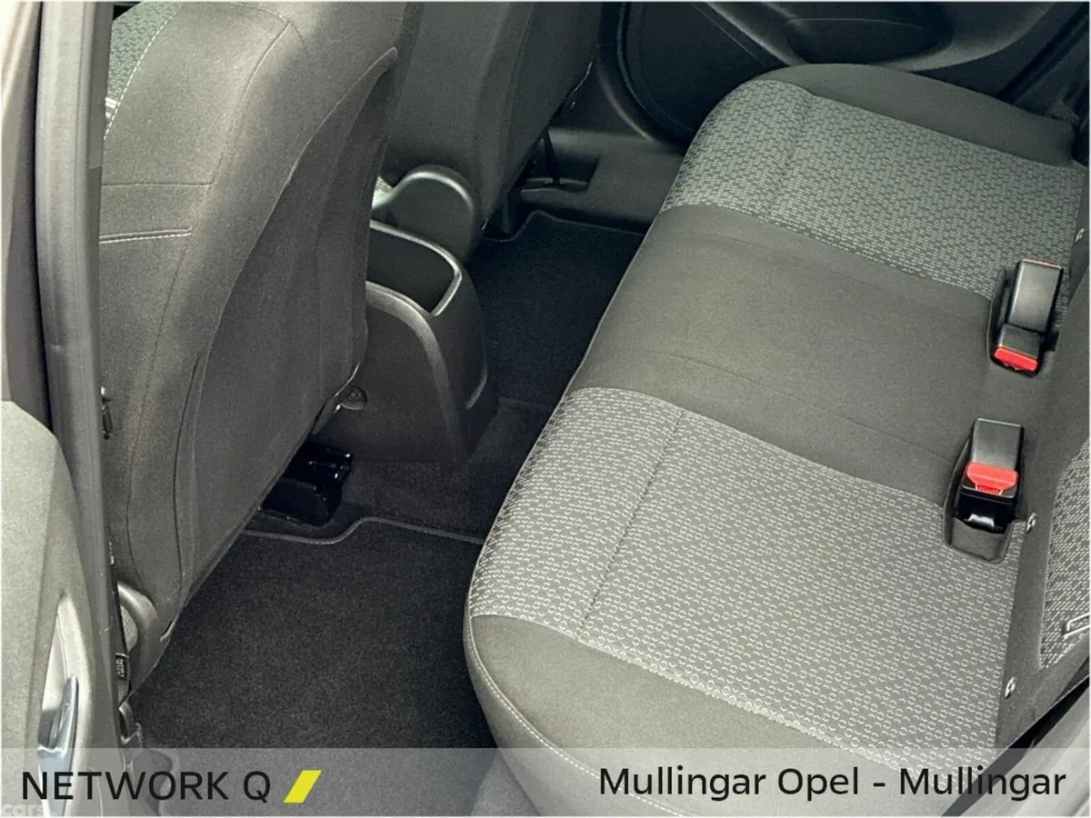 Opel Crossland SUV, Diesel, 2023, Grey
