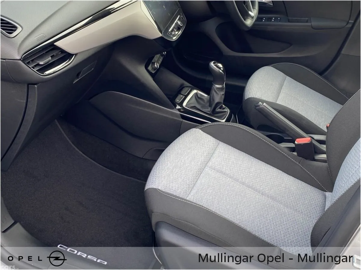 Opel Corsa Hatchback, Petrol, 2025, Silver