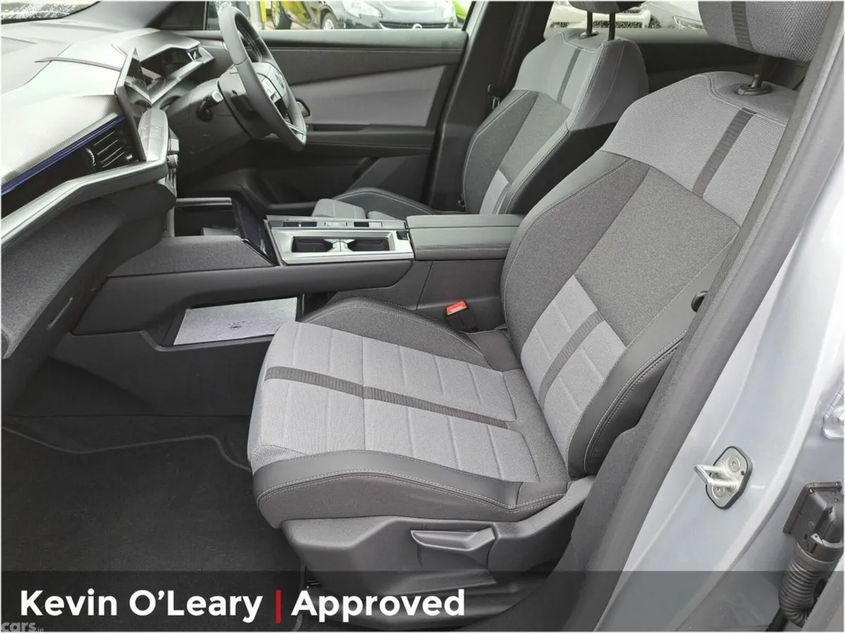 Opel Grandland SUV, Electric, 2025, Silver