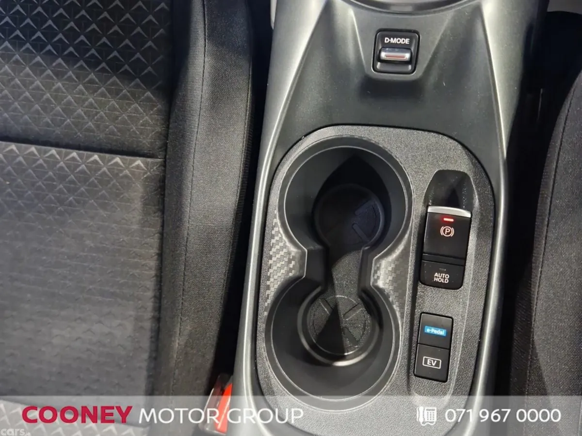 Nissan Juke SUV, Petrol Hybrid, 2025, Black