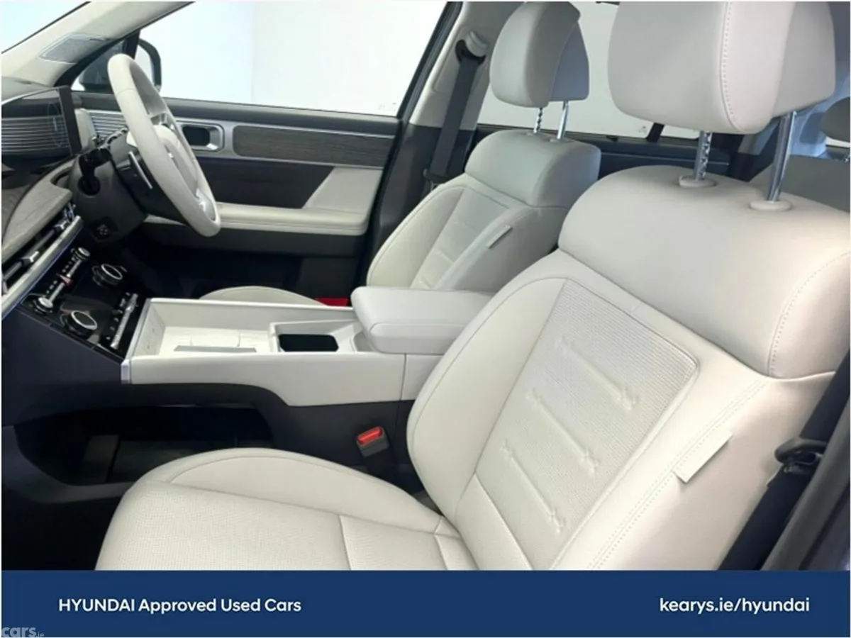 Hyundai Santa Fe SUV, Petrol Plug-in Hybrid, 2027, Blue