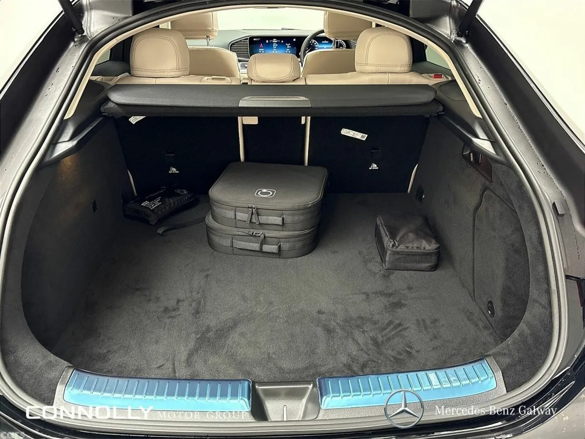 Mercedes-Benz GLE SUV, Petrol Plug-in Hybrid, 2027, Black