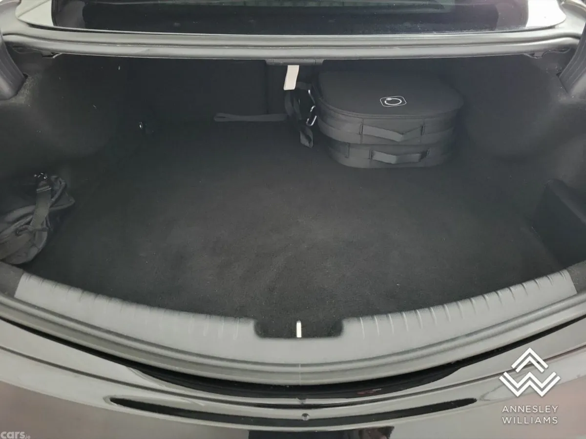 Mercedes-Benz CLE Coupe, Petrol Plug-in Hybrid, 2025, Black