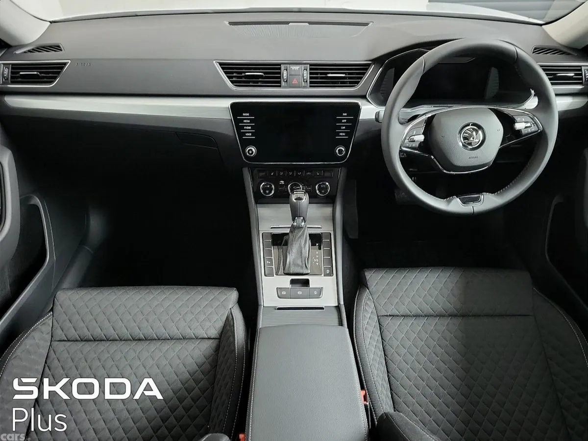 Skoda Superb Saloon, Diesel, 2025, White