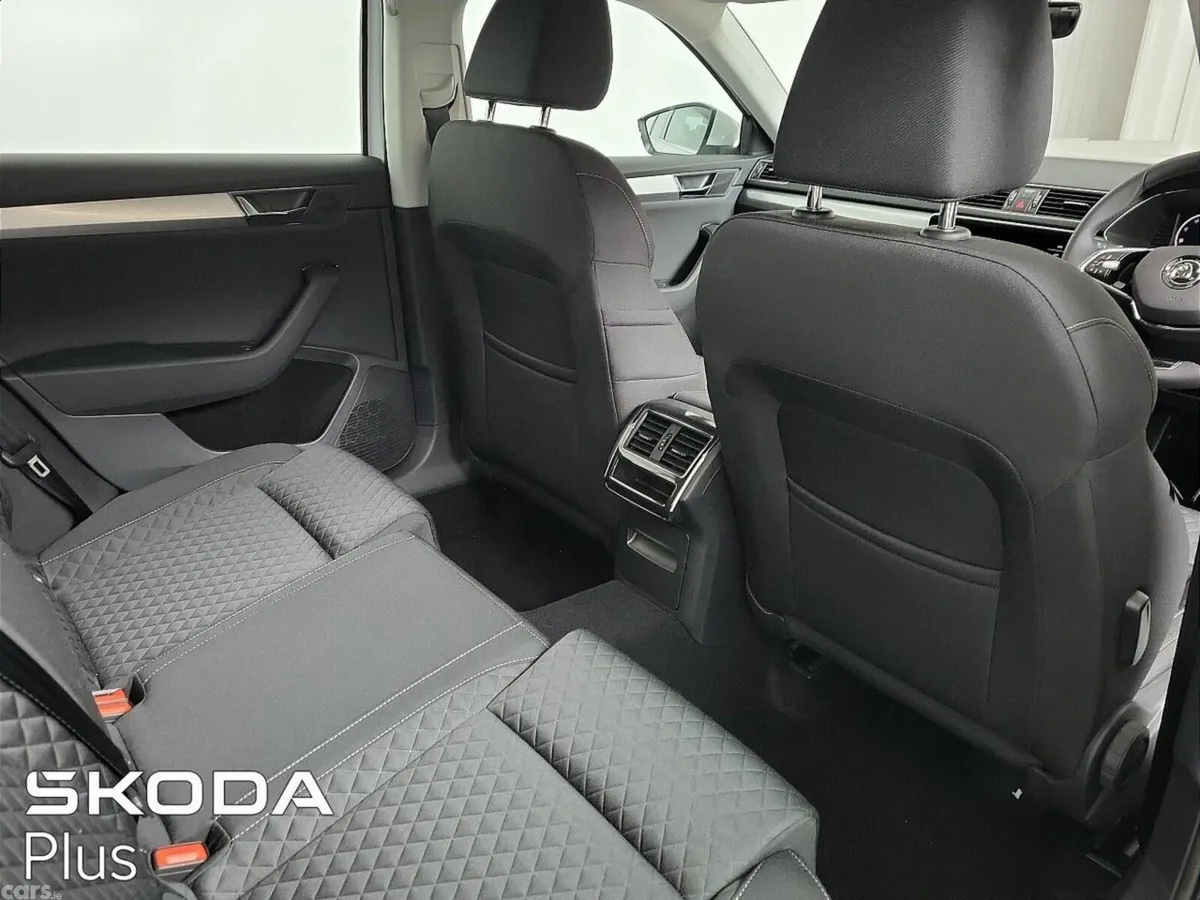 Skoda Superb Saloon, Diesel, 2025, White
