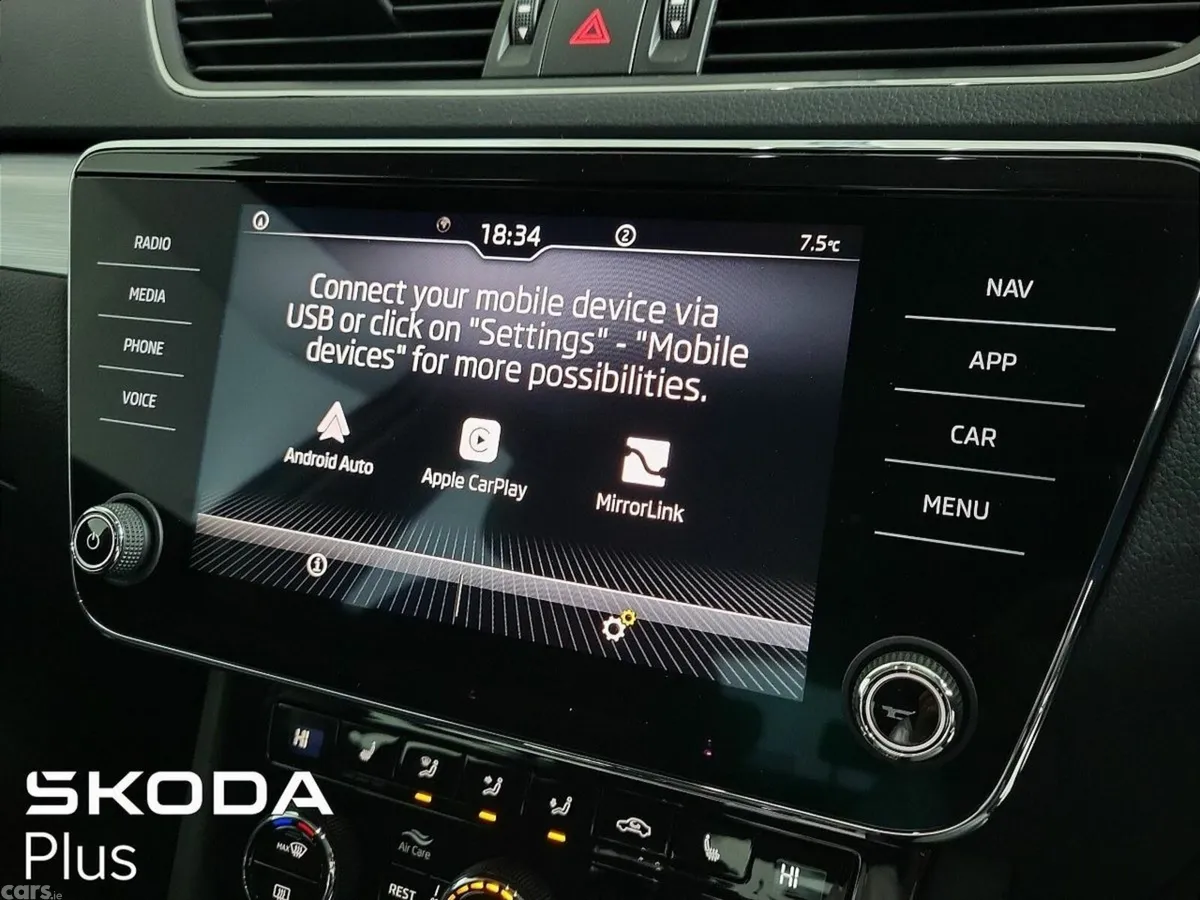Skoda Superb Saloon, Diesel, 2025, White