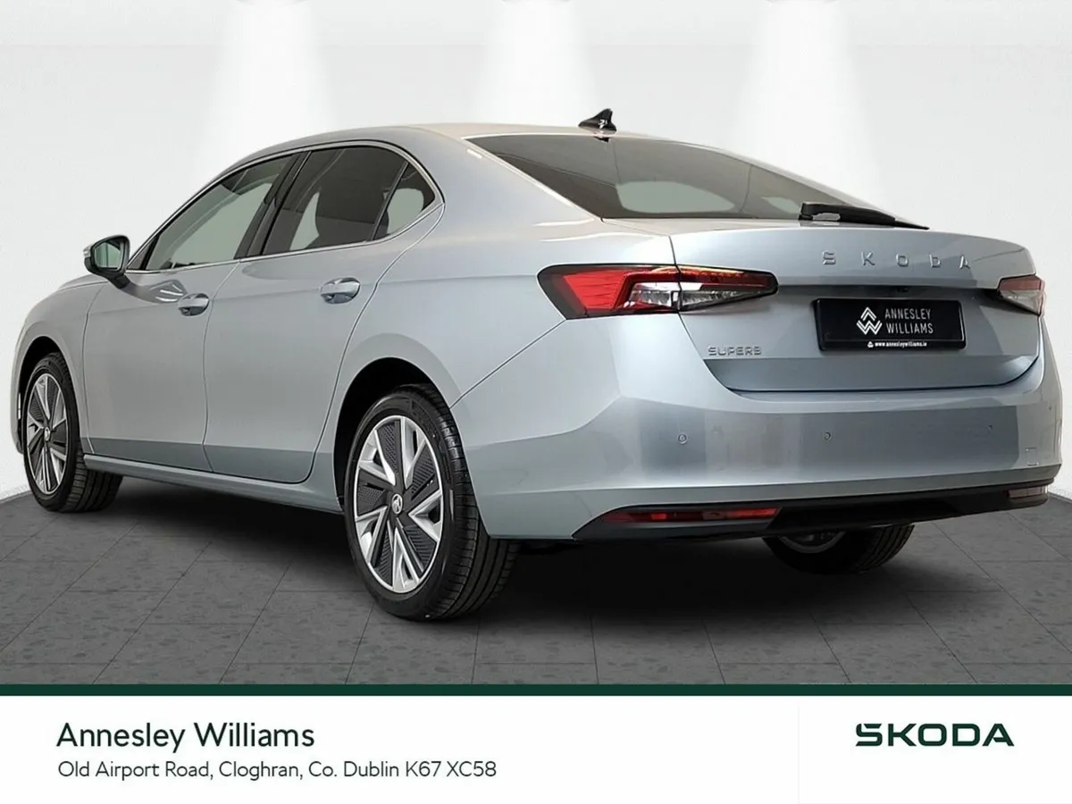 Skoda Superb Saloon, Diesel, 2026, Silver