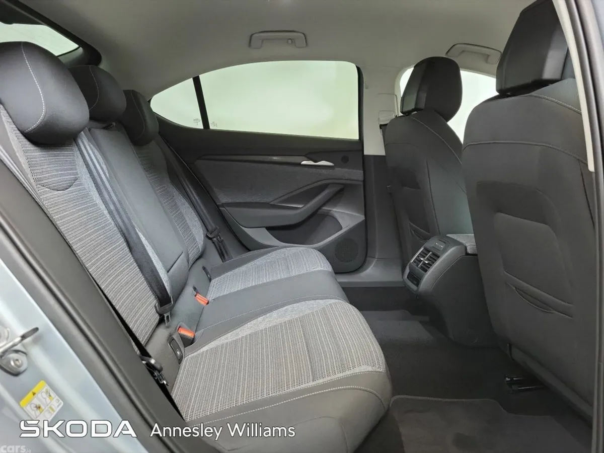 Skoda Superb Saloon, Diesel, 2026, Silver