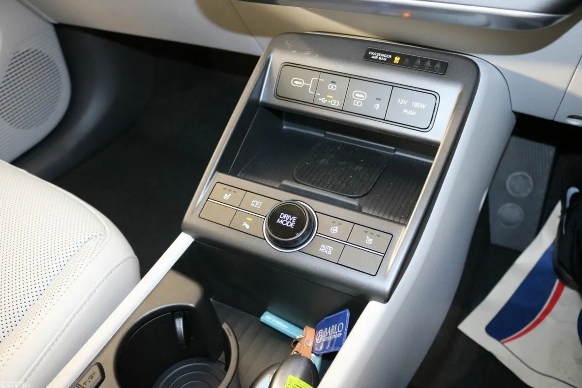 Hyundai KONA SUV, Electric, 2026, Red