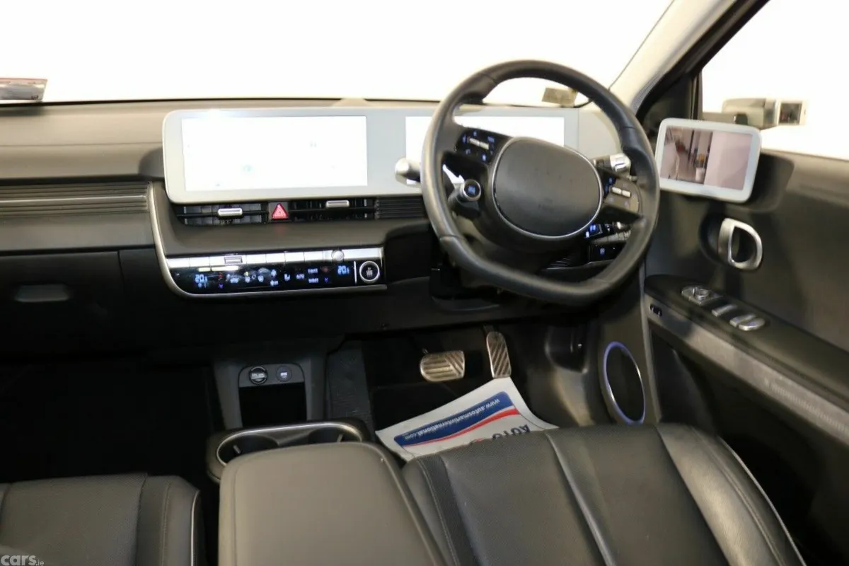 Hyundai IONIQ 5 MPV, Electric, 2024, Yellow