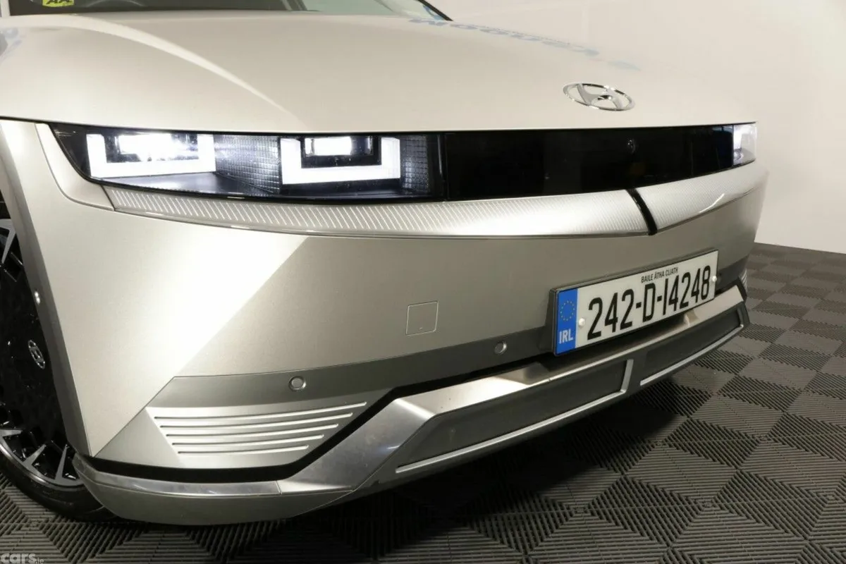Hyundai IONIQ 5 MPV, Electric, 2024, Yellow