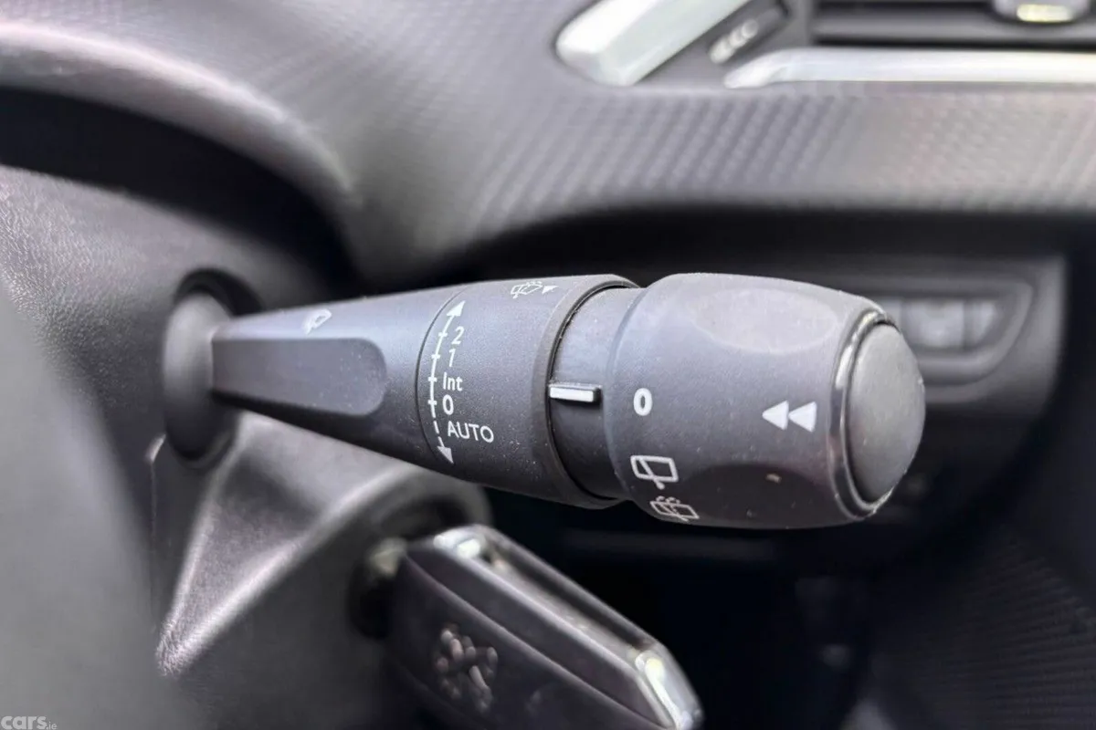 Peugeot 2008 SUV, Diesel, 2020, Black