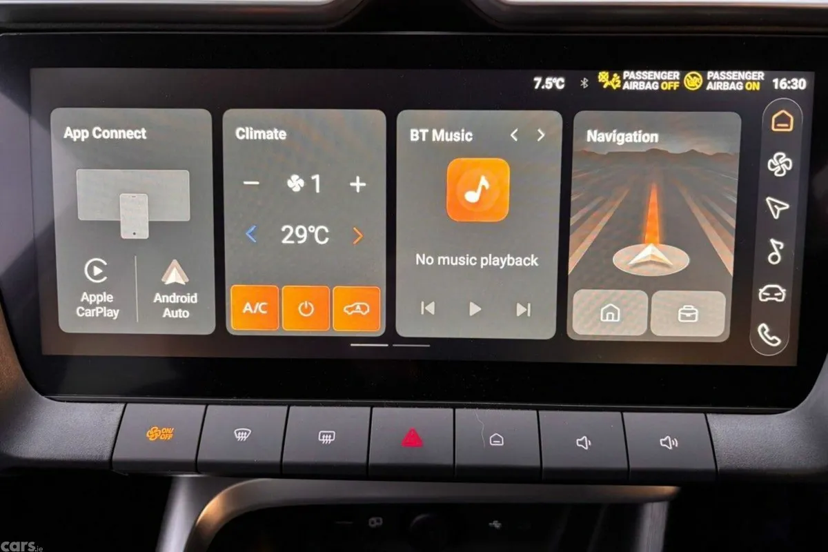 MG ZS SUV, Petrol Hybrid, 2027, Silver