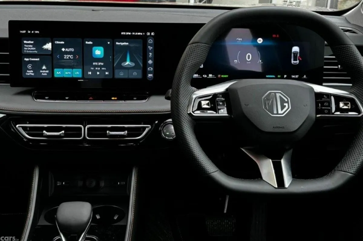 MG HS SUV, Petrol Plug-in Hybrid, 2027, Silver