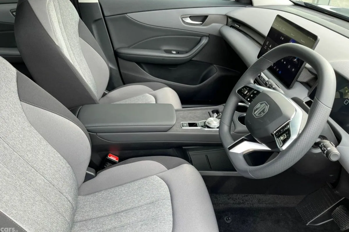 MG S5 SUV, Electric, 2027, Black