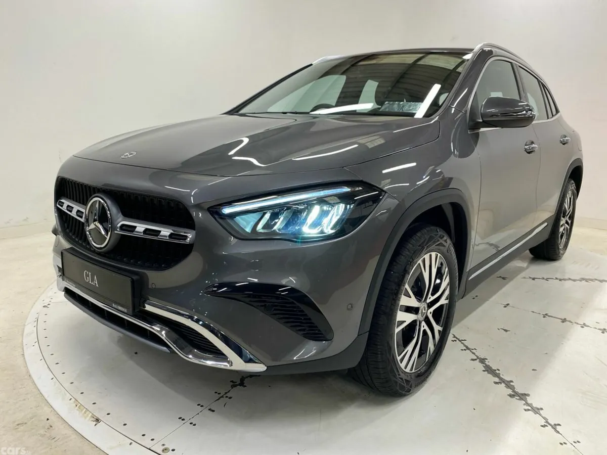Mercedes-Benz GLA SUV, Diesel, 2026, Grey