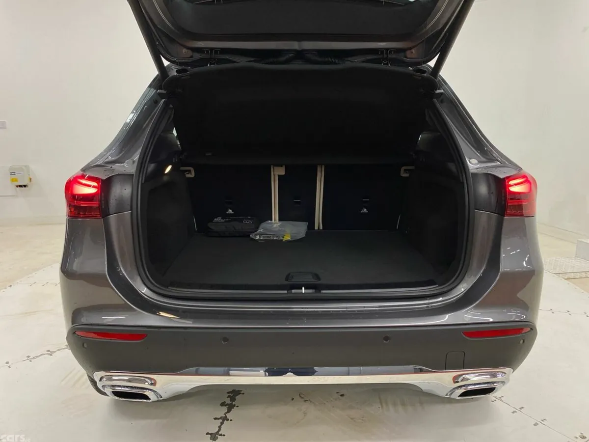 Mercedes-Benz GLA SUV, Diesel, 2026, Grey
