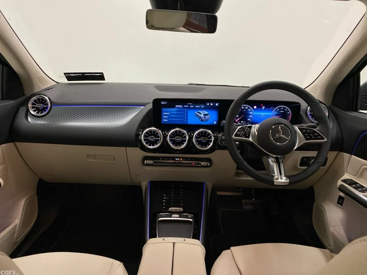 Mercedes-Benz GLA SUV, Diesel, 2026, Grey