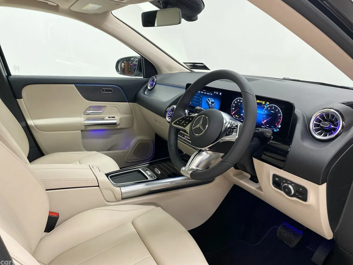 Mercedes-Benz GLA SUV, Petrol, 2026, Black