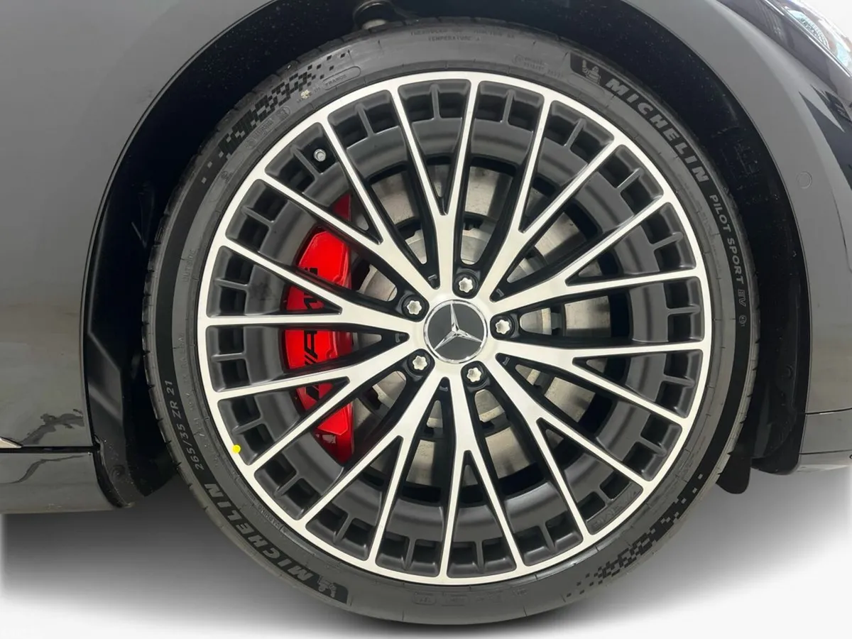 Mercedes-Benz AMG Saloon, Electric, 2025, Black