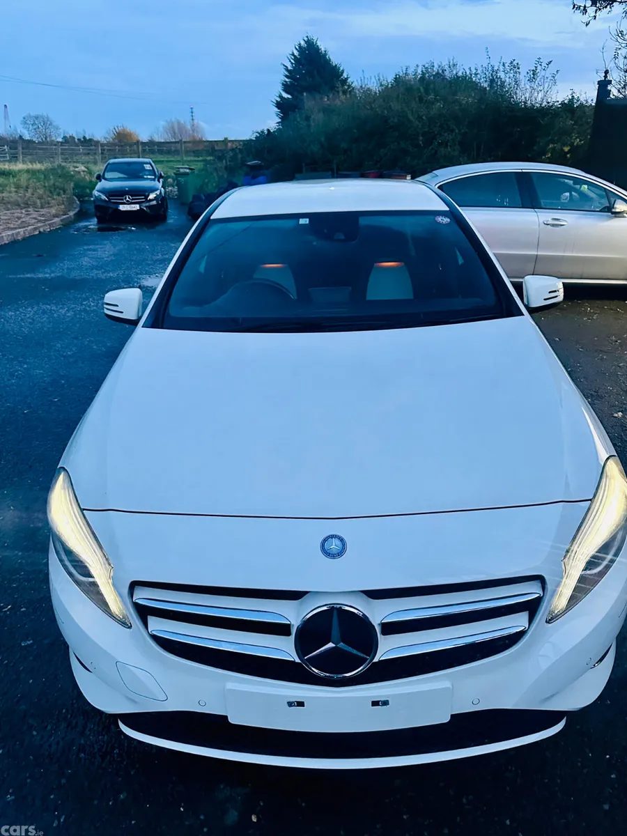 Mercedes-Benz A-Class Hatchback, Petrol, 2014, White