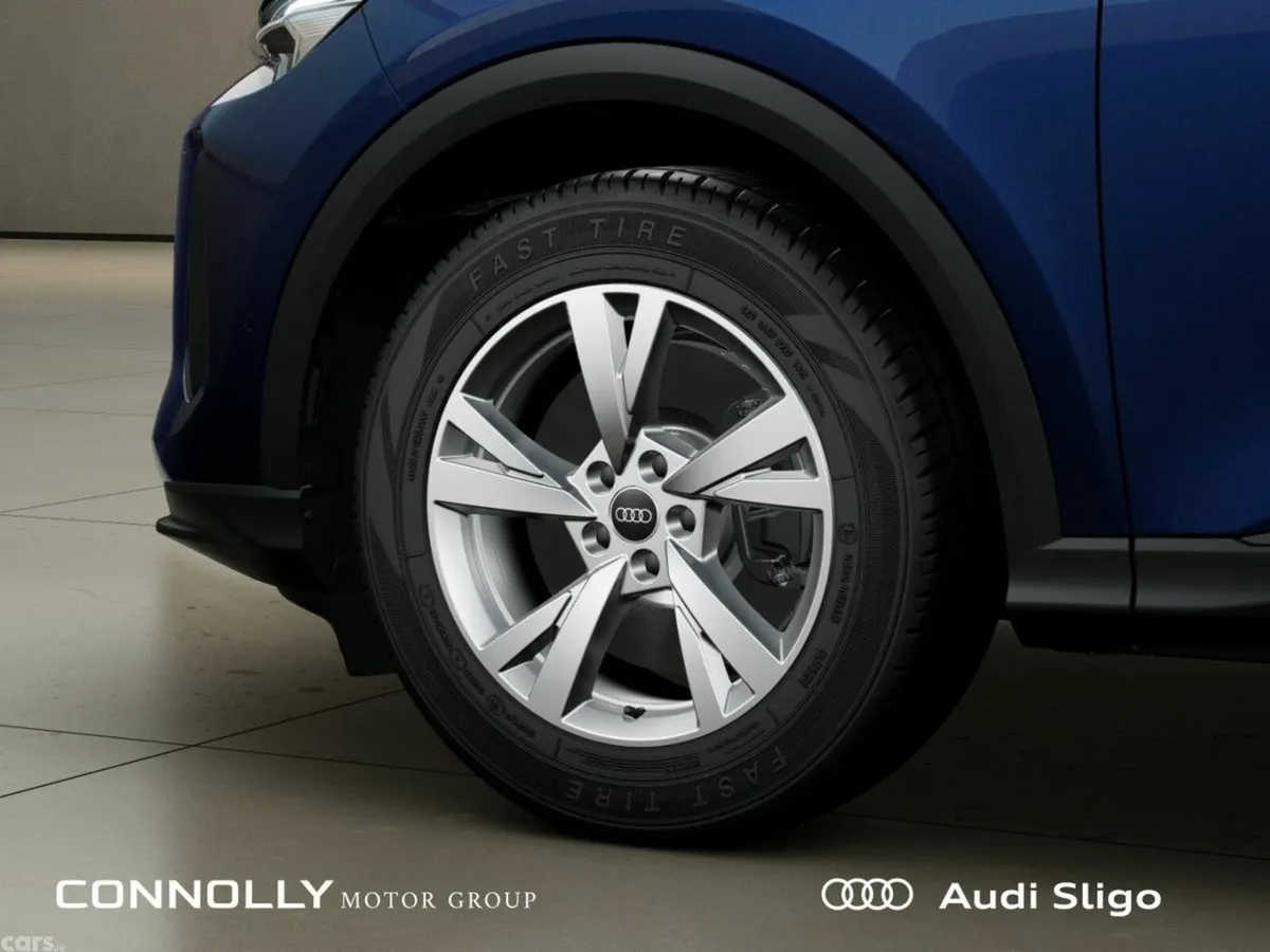 Audi Q5 SUV, Petrol Plug-in Hybrid, 2027, Blue