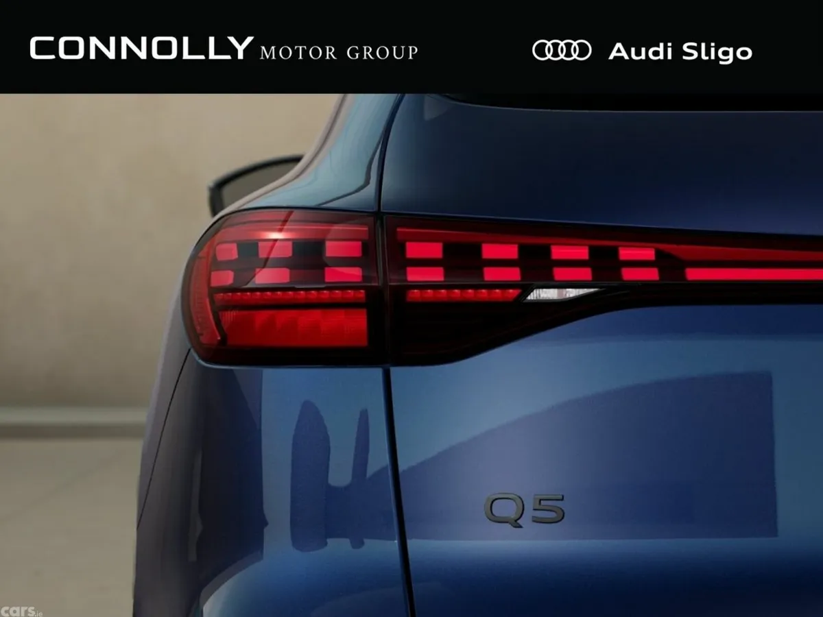 Audi Q5 SUV, Petrol Plug-in Hybrid, 2027, Blue