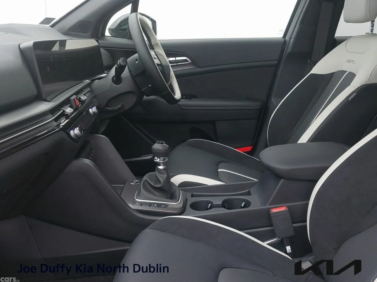 Kia Sportage SUV, Diesel Hybrid, 2026, Grey