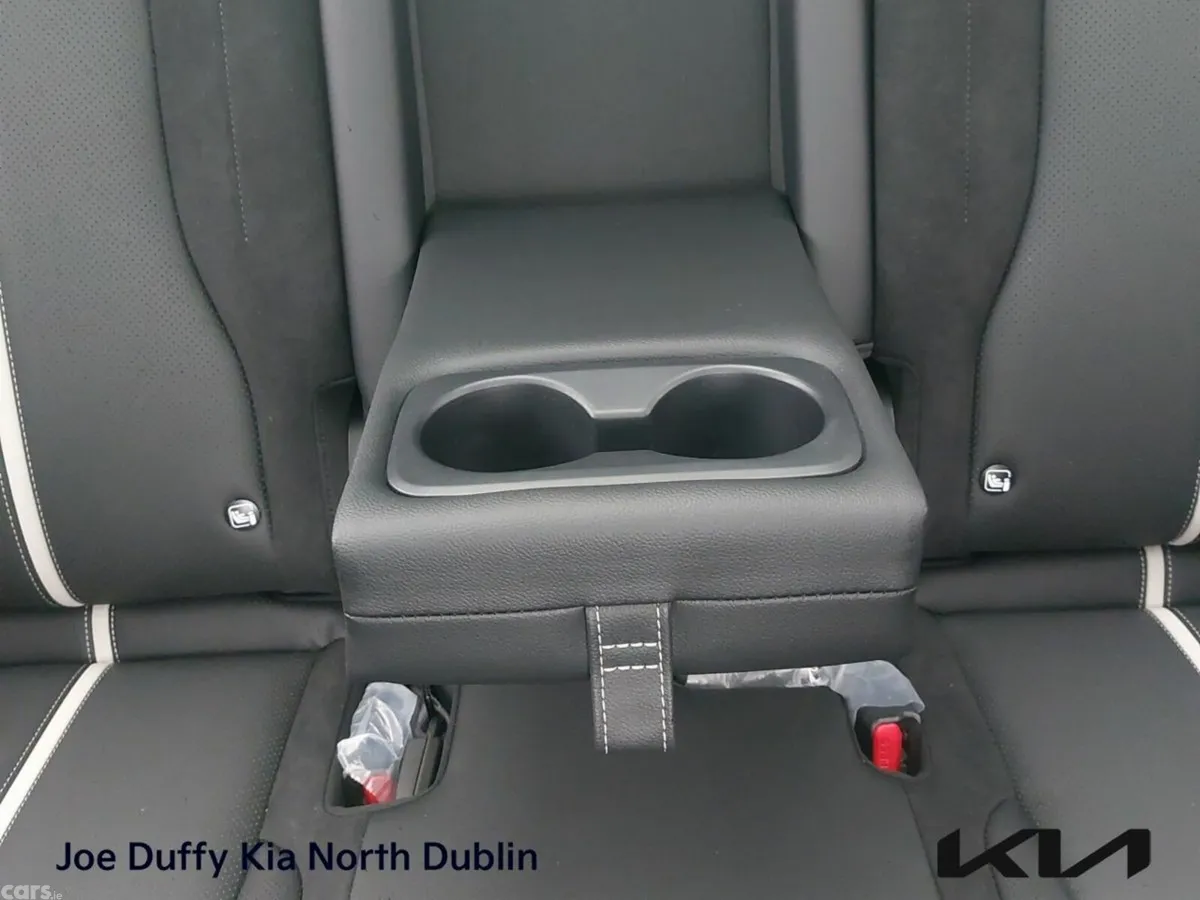 Kia Sportage SUV, Diesel Hybrid, 2026, Grey
