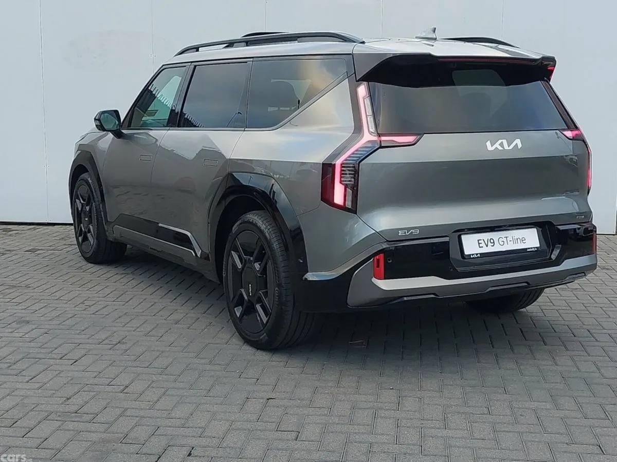 Kia EV9 MPV, Electric, 2026, Grey