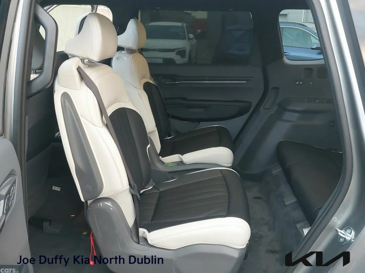 Kia EV9 MPV, Electric, 2026, Grey
