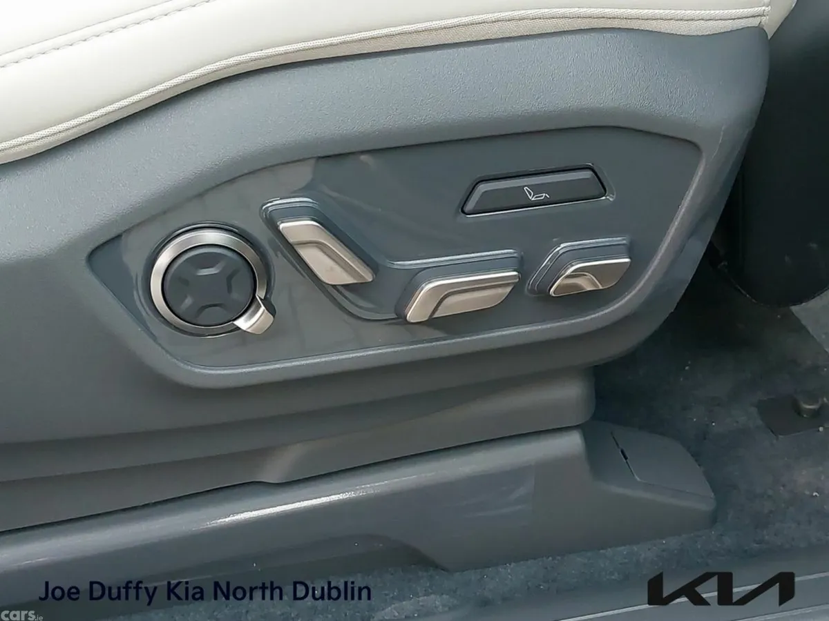 Kia EV9 MPV, Electric, 2026, Grey
