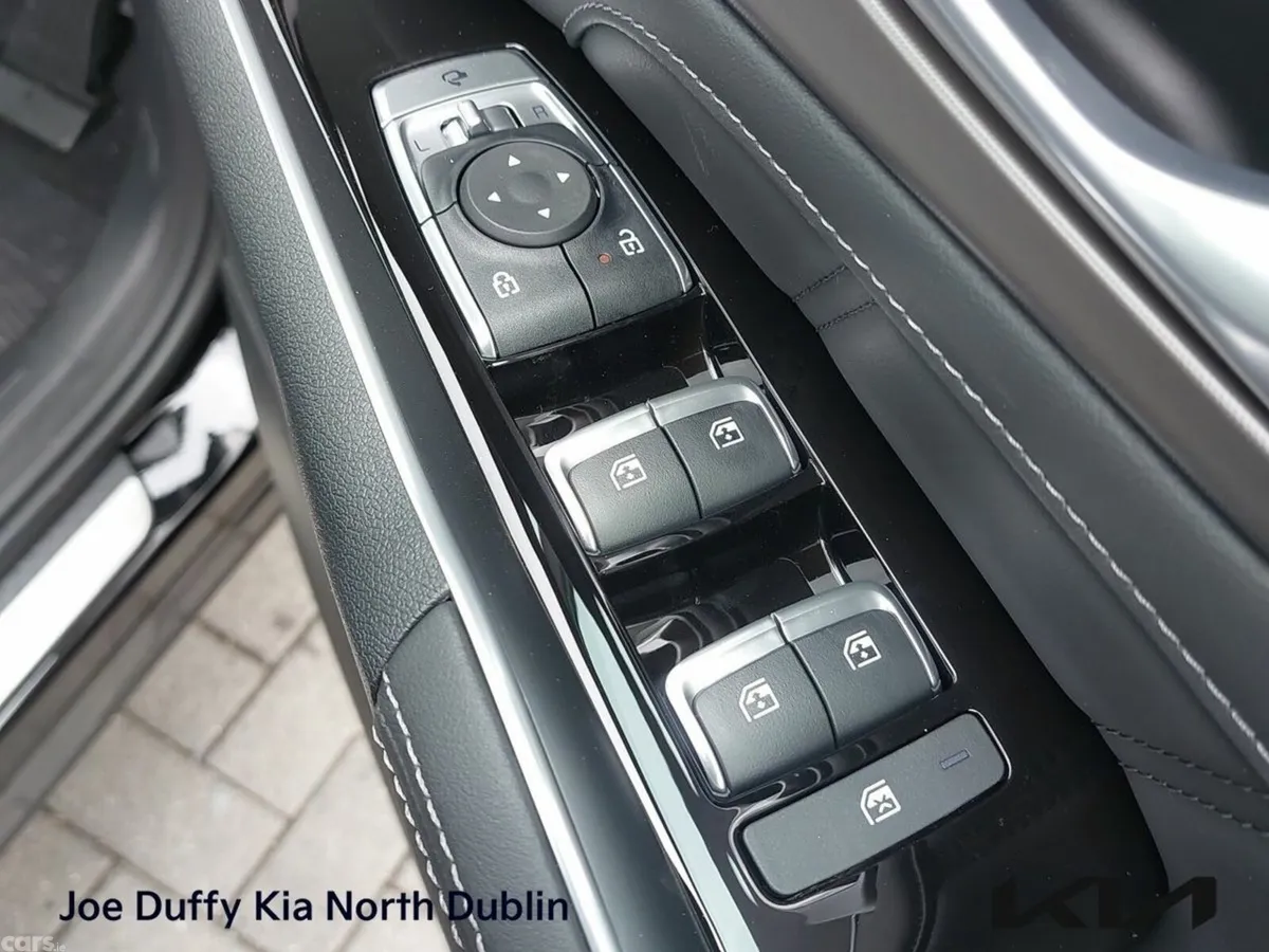 Kia Sorento SUV, Petrol Plug-in Hybrid, 2026, Black