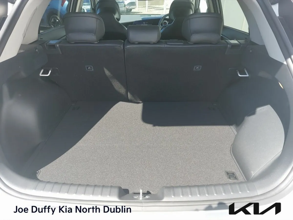 Kia Niro SUV, Petrol Plug-in Hybrid, 2026, White