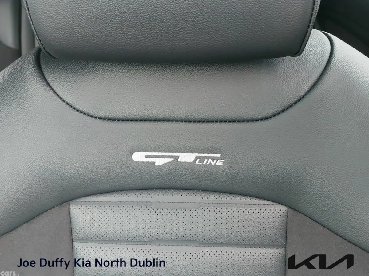 Kia Sportage SUV, Diesel Hybrid, 2024, Red