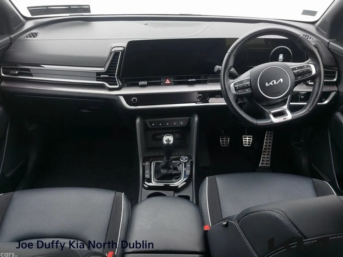 Kia Sportage SUV, Diesel Hybrid, 2024, Red