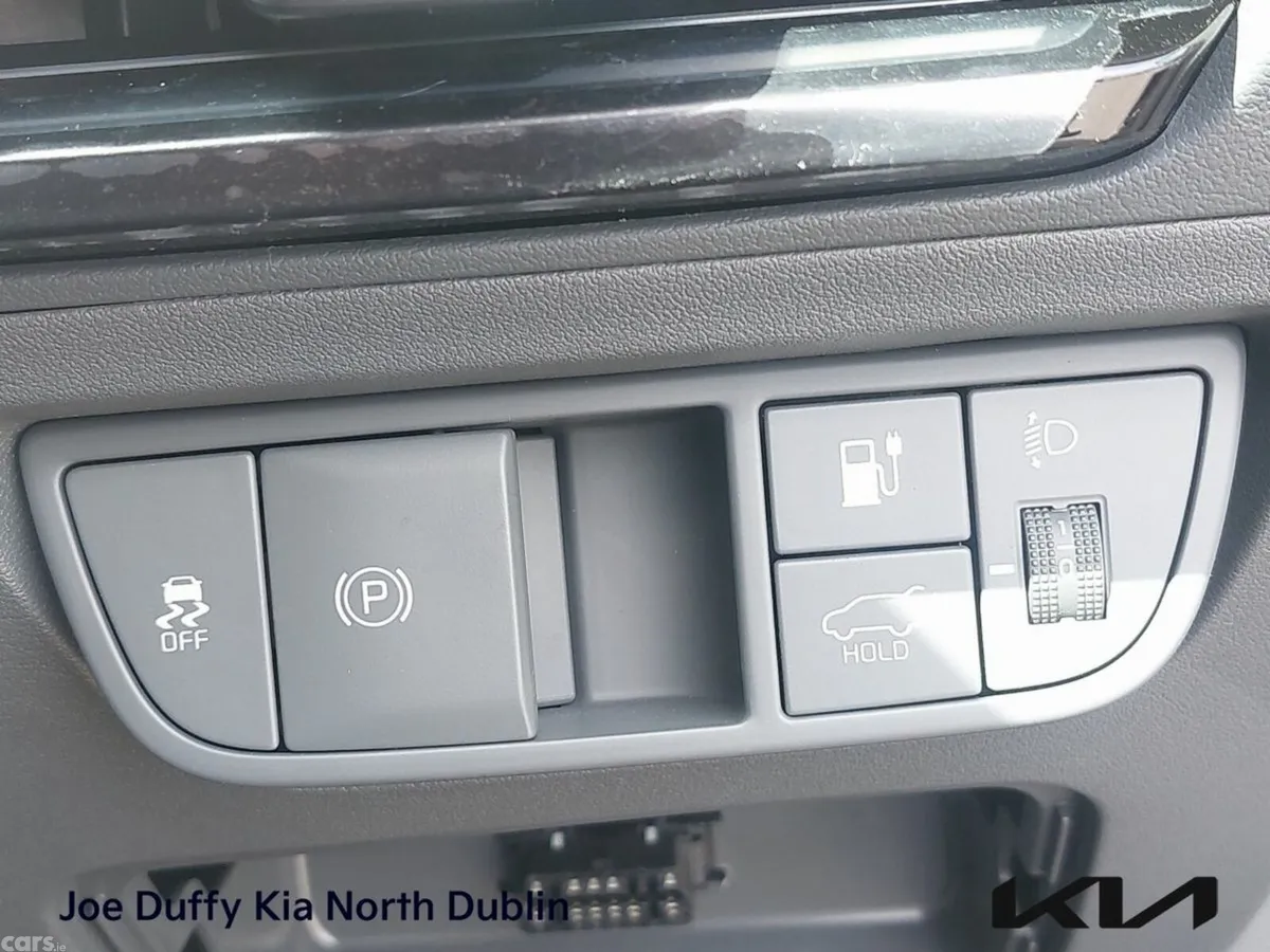 Kia EV6 MPV, Electric, 2026, Grey