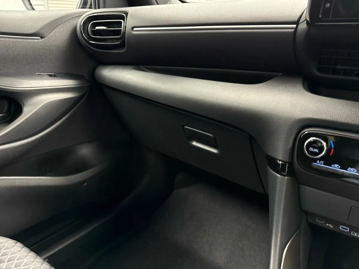 Mazda Mazda2 Hatchback, Petrol Hybrid, 2026, Blue