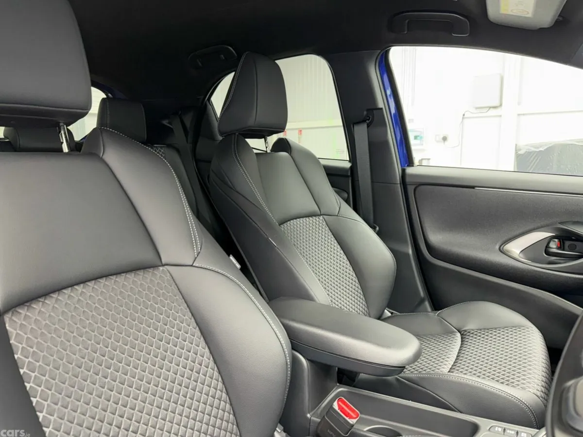 Mazda Mazda2 Hatchback, Petrol Hybrid, 2026, Blue