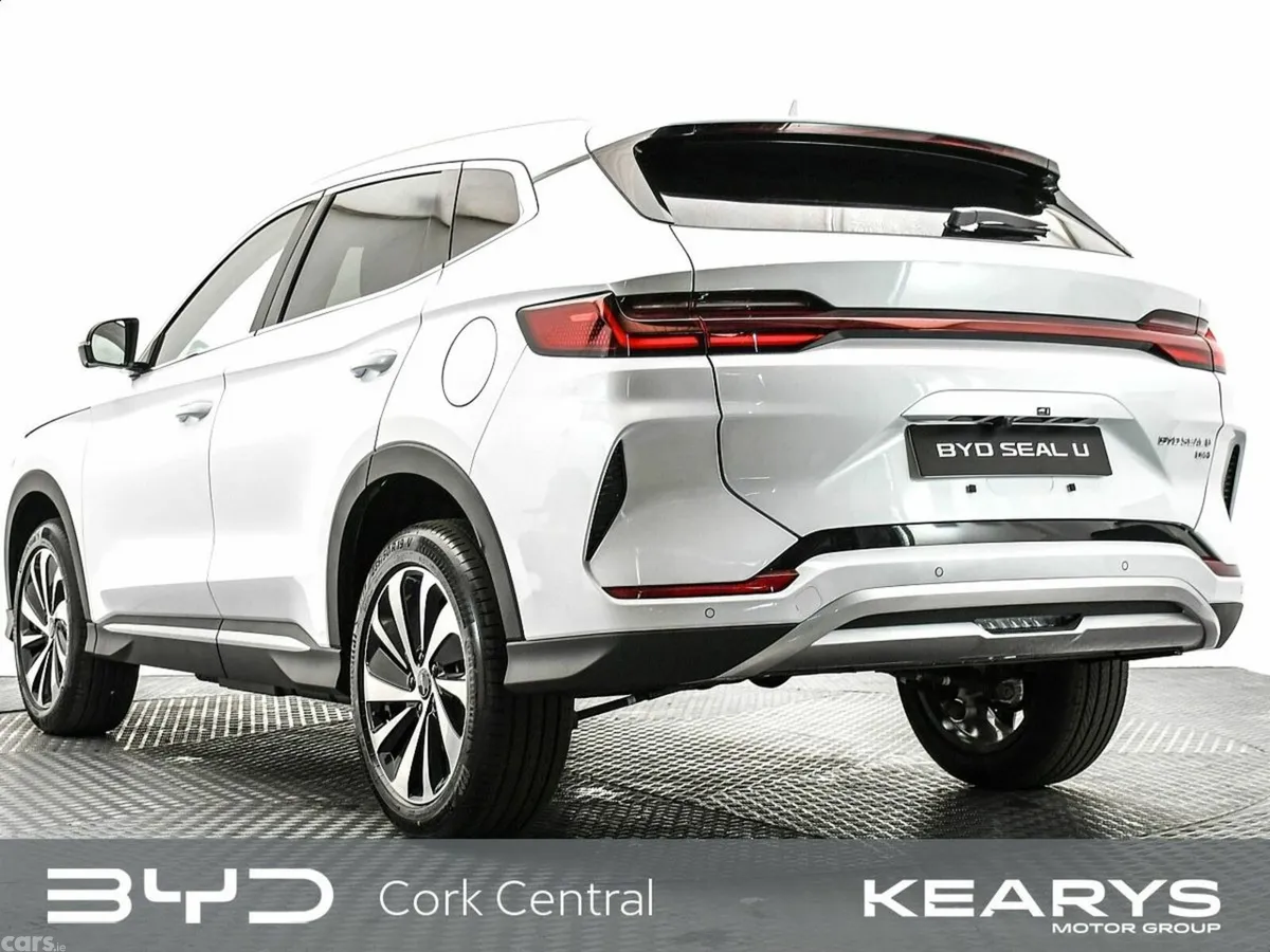 BYD SEAL U SUV, Petrol Plug-in Hybrid, 2027, White