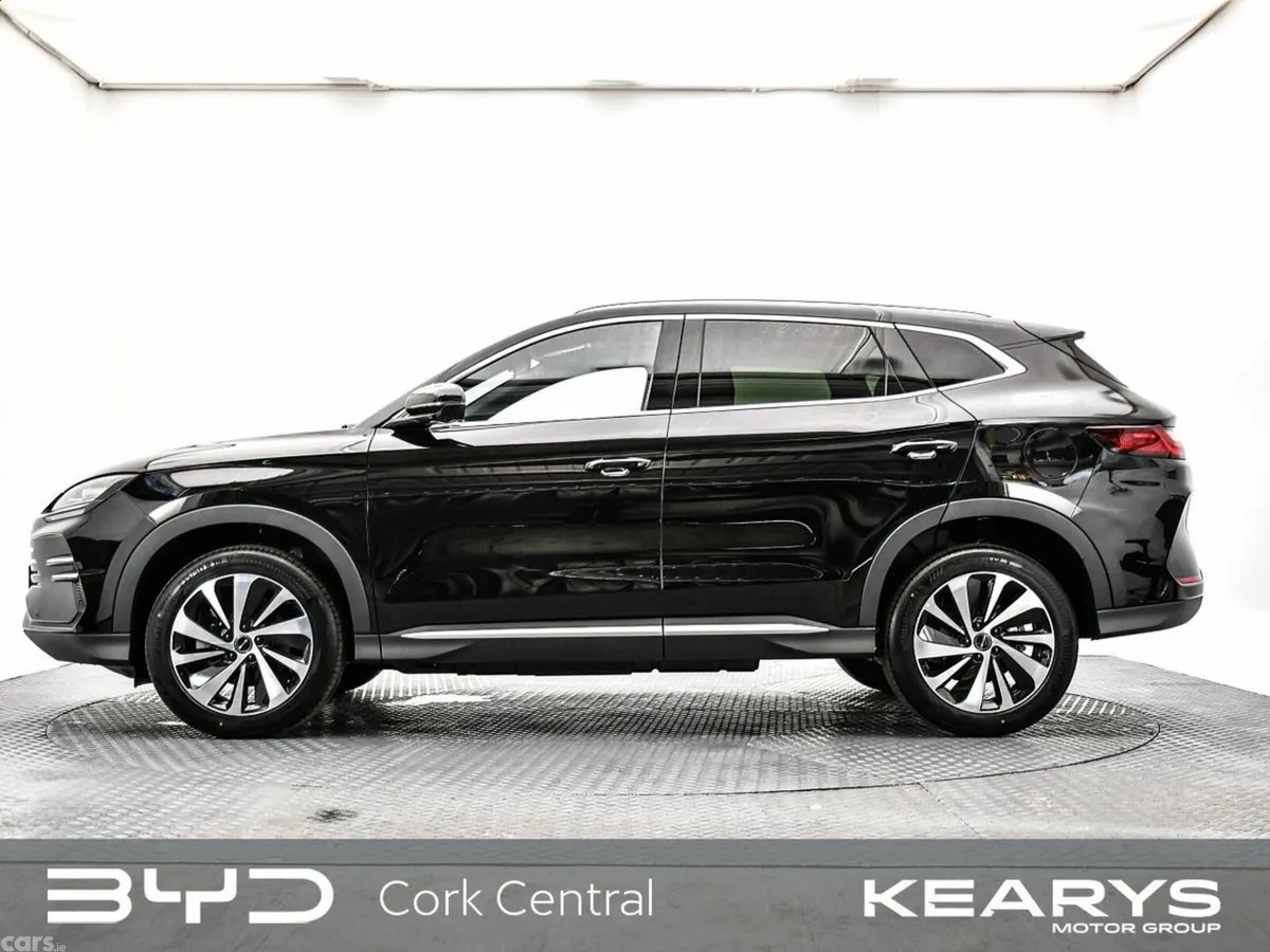 BYD SEAL U SUV, Petrol Plug-in Hybrid, 2027, Black