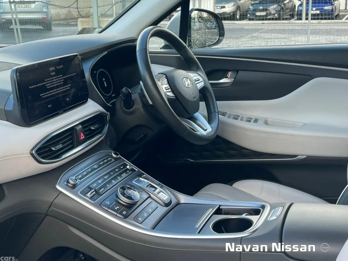 Hyundai Santa Fe SUV, Petrol Plug-in Hybrid, 2023, White