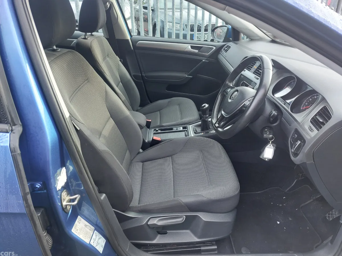 Volkswagen Golf Estate, Diesel, 2017, Blue