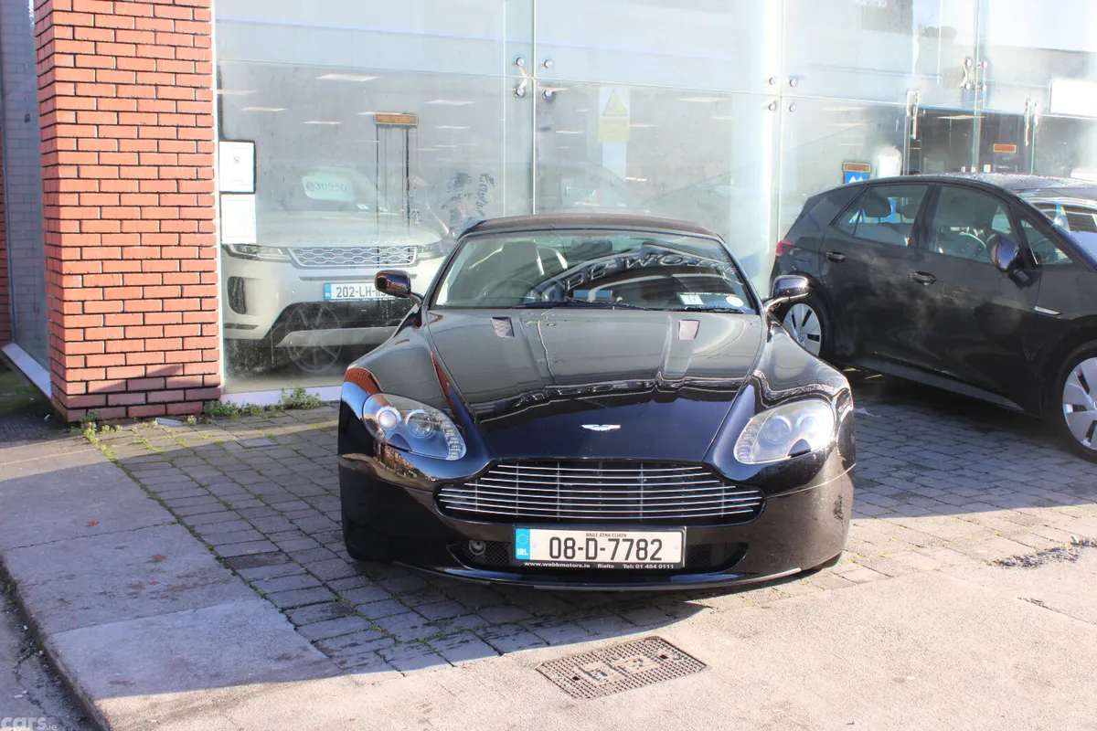 Aston Martin Vantage Convertible, Petrol, 2008, Black