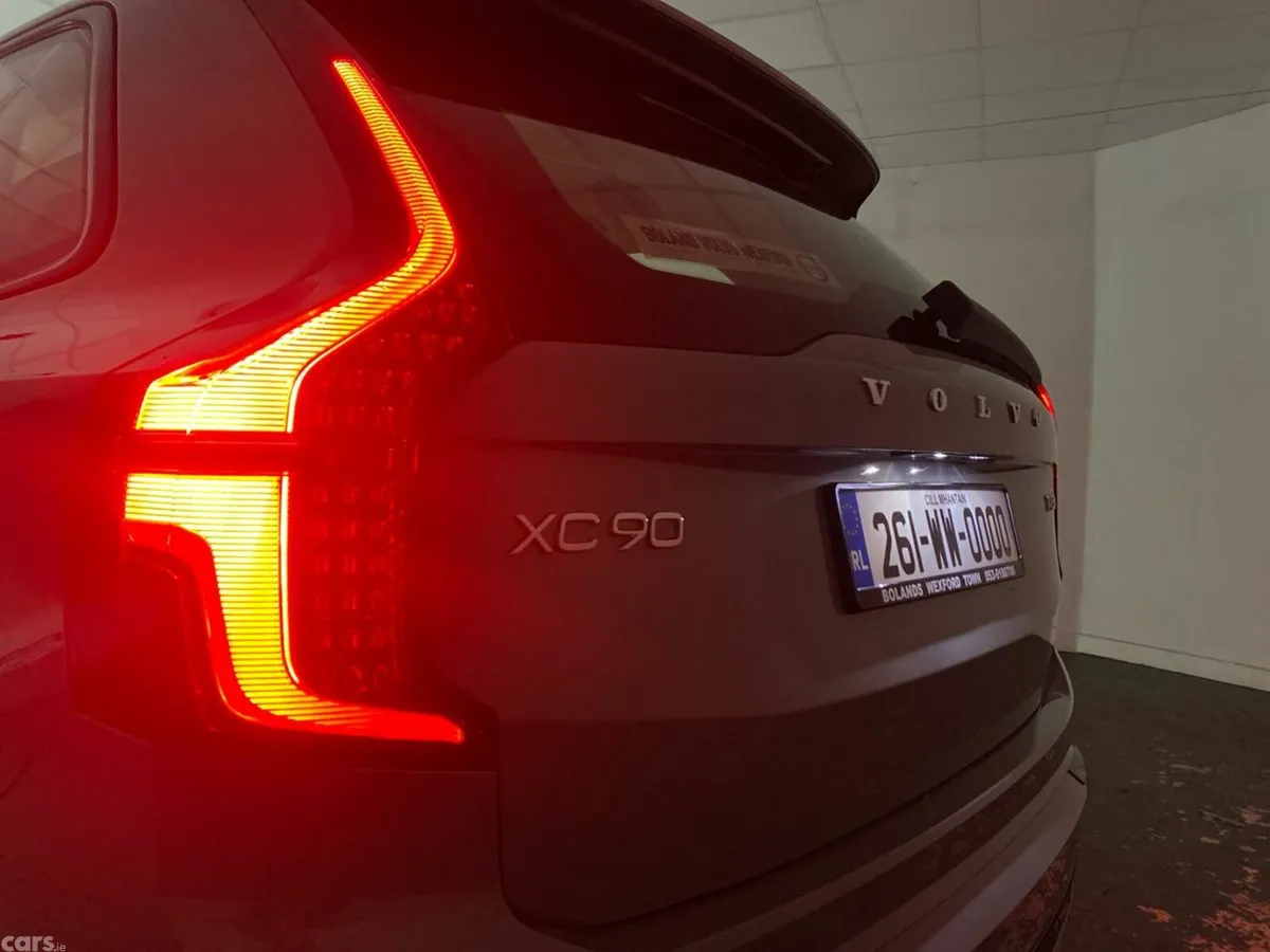 Volvo XC90 Hatchback, Electric, 2027, Grey
