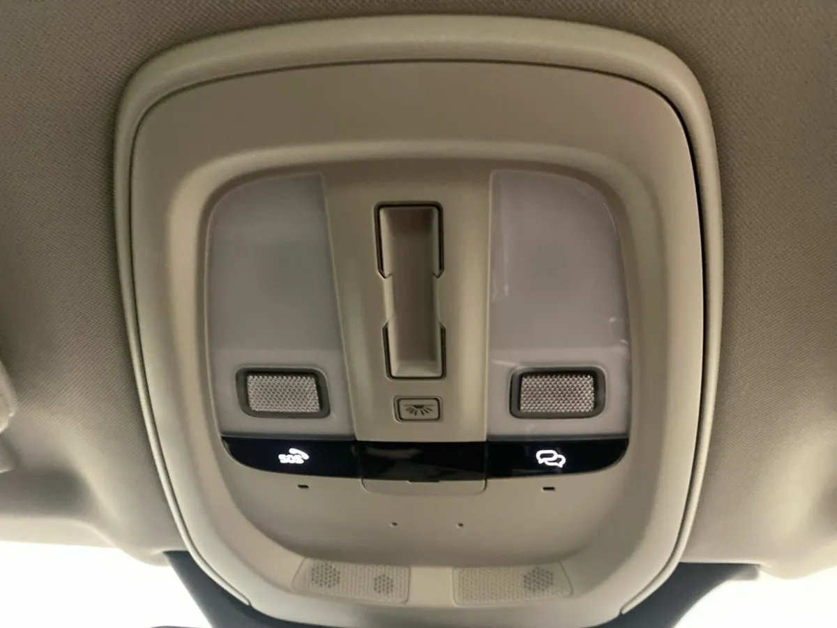 Volvo XC90 Hatchback, Electric, 2027, Grey