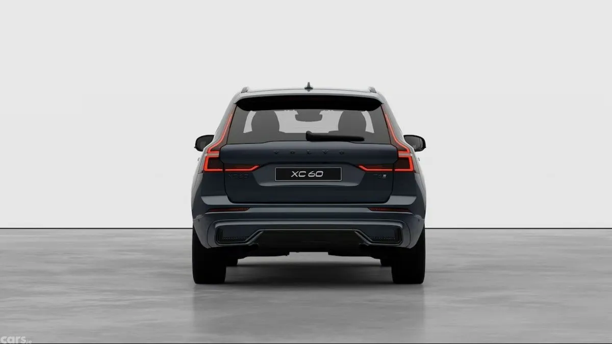 Volvo XC60 Hatchback, Petrol Plug-in Hybrid, 2026, Blue