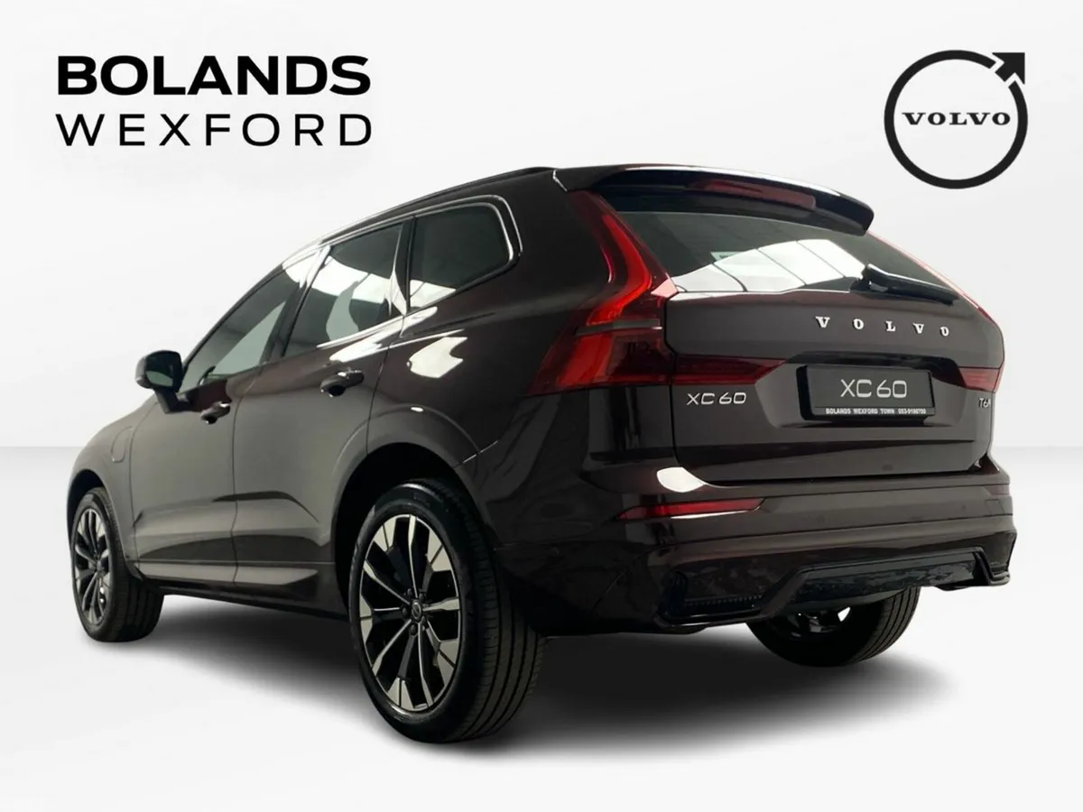Volvo XC60 Hatchback, Petrol Plug-in Hybrid, 2026, Red