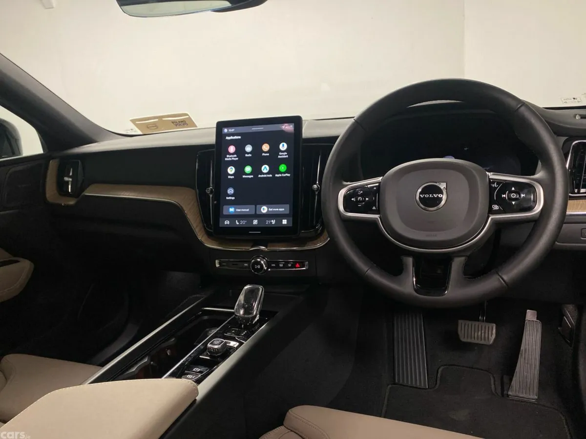 Volvo XC60 Hatchback, Petrol Plug-in Hybrid, 2026, Red